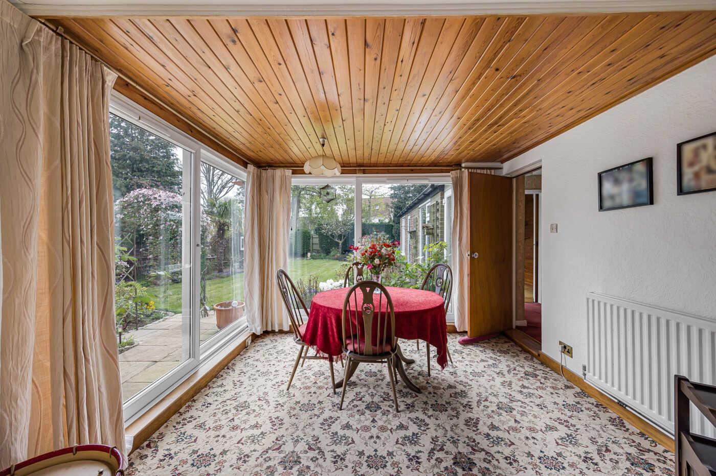 3 bed property in Greys Road, Henley-On-Thames